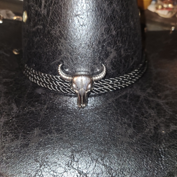 Cowboy hat 🤠 - Picture 4 of 5